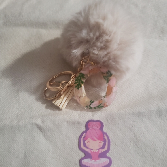 Keychains - Picture 10 of 16